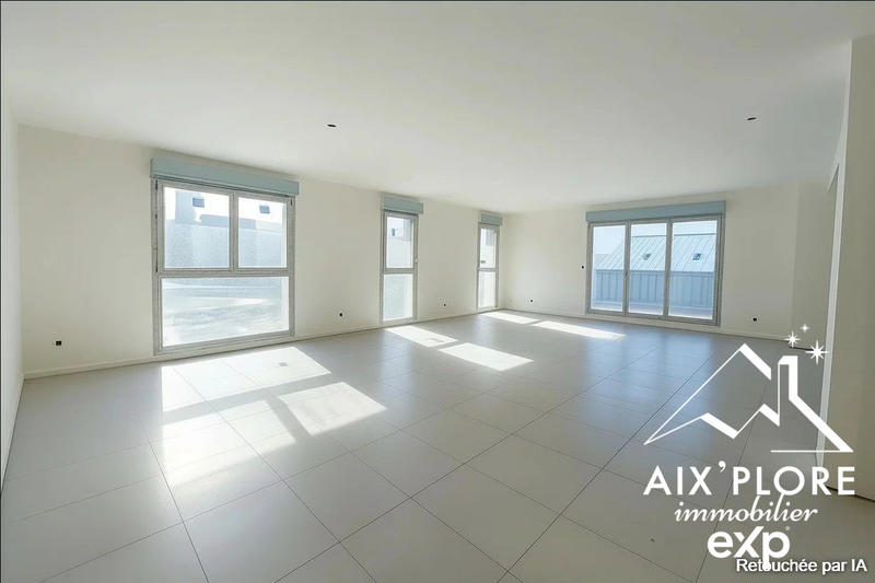 Appartement - 125 m² - 5 pièces