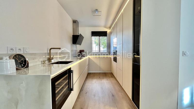 Villa - 80 m² - 4 pièces