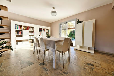 Villa - 130 m² - 5 pièces