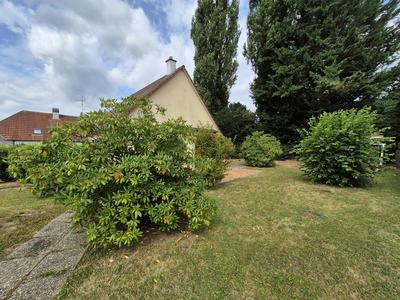 Maison - 94 m² - 5 pièces