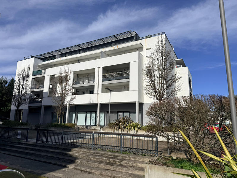 Appartement - 95 m² - 3 pièces