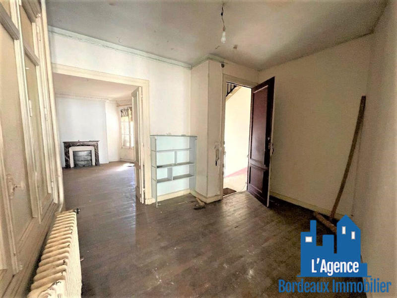 Appartement - 140 m² - 5 pièces