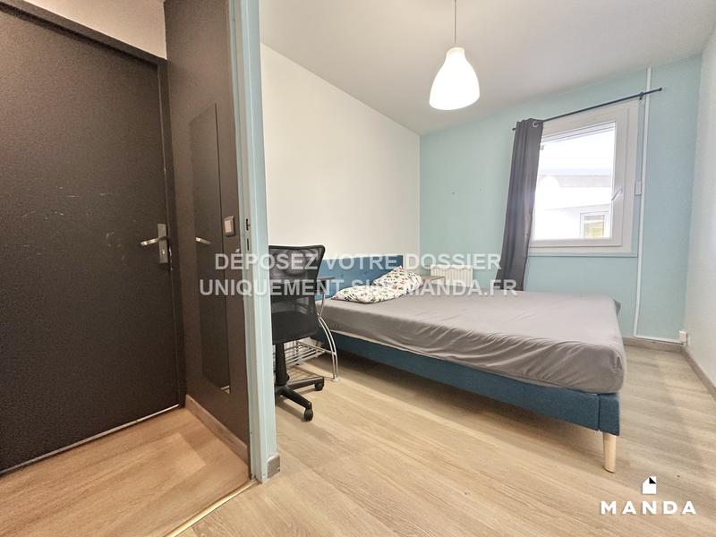 Chambre - 10 m² - 4 pièces