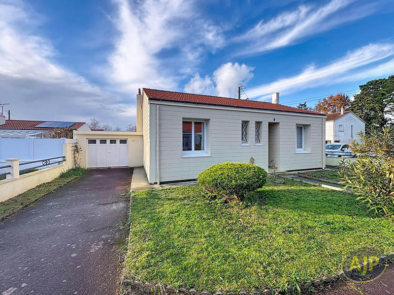 Maison - 77 m² - 5 pièces