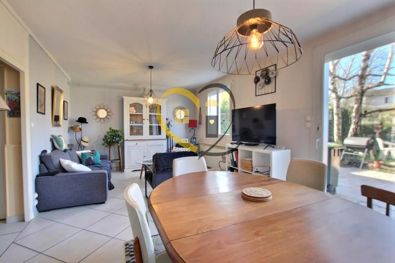 Maison de ville - 92 m² - 5 pièces