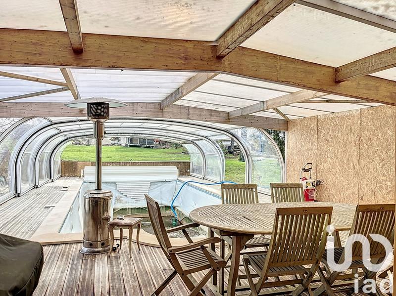 Maison - 214 m² - 4 pièces