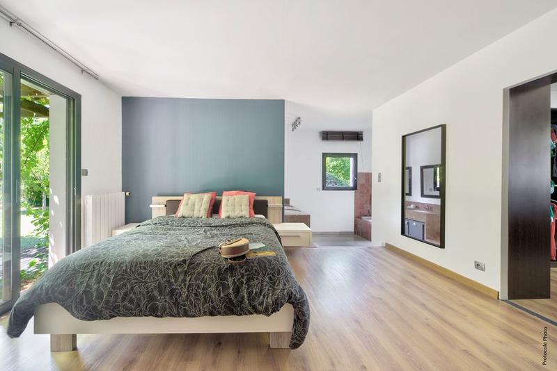 Maison d'architecte - 235 m² - 5 pièces