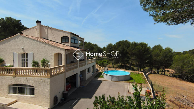 Villa - 196 m² - 7 pièces