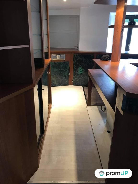 Maison - 295 m² - 9 pièces