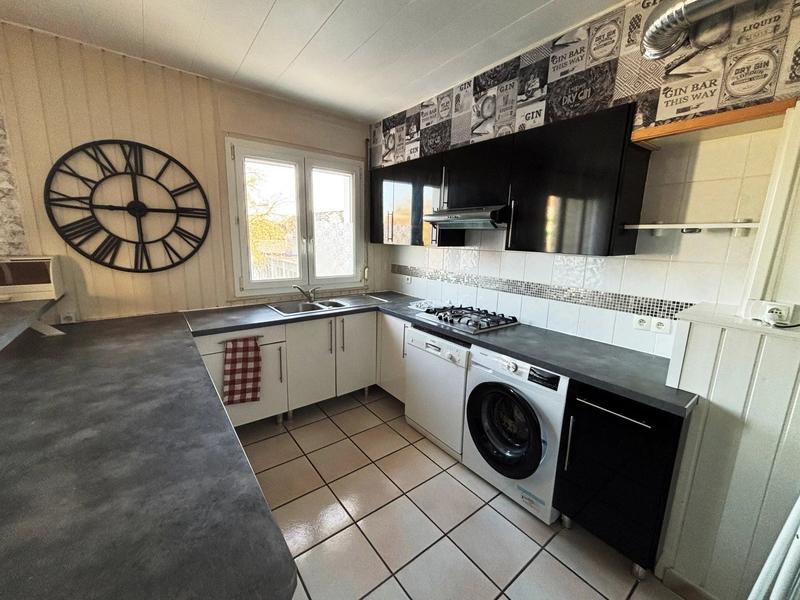 Appartement - 79 m² - 5 pièces