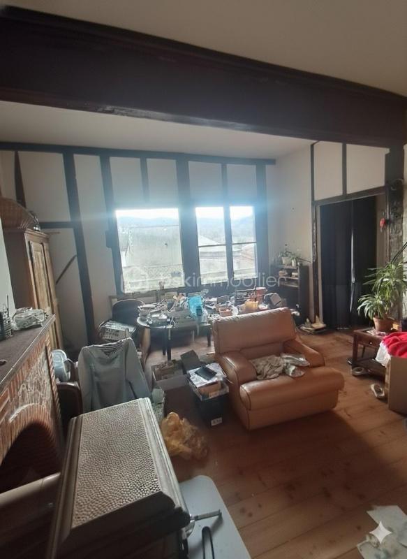 Demeure - 260 m² - 9 pièces