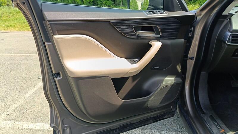 Jaguar F-Pace 3.0 d 300 Awd Bva8 Portfolio