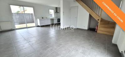 Maison - 86 m² - 4 pièces