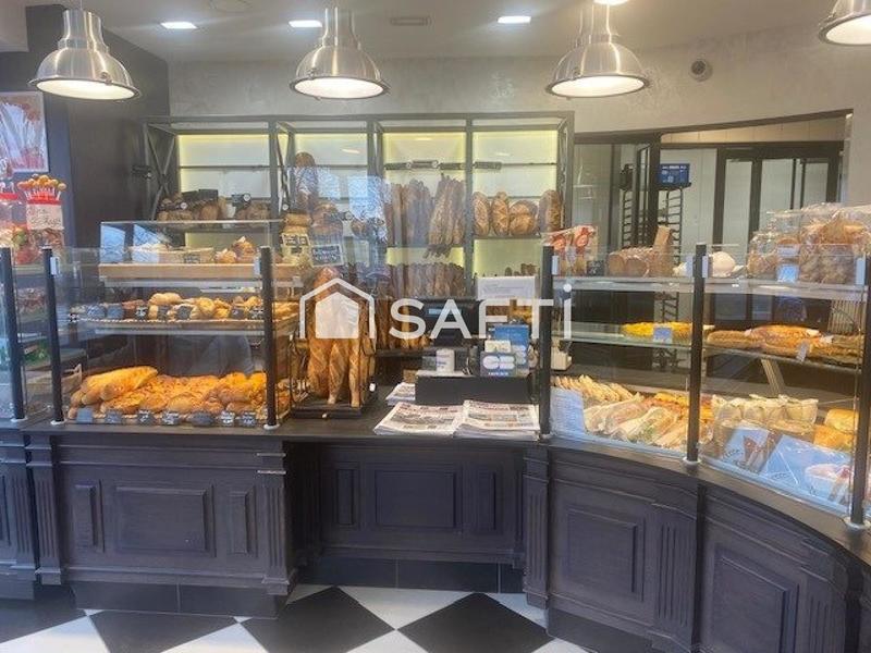 Local commercial - 270 m² - 8 pièces