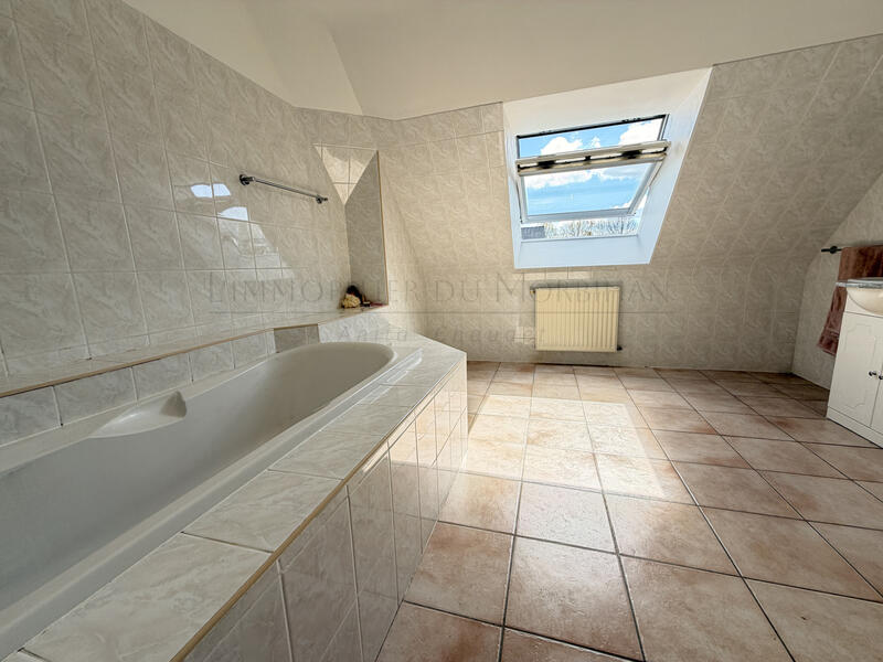 Maison - 141 m² - 6 pièces