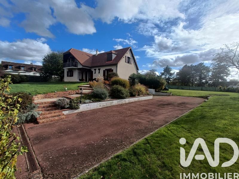 Maison de village - 150 m² - 6 pièces