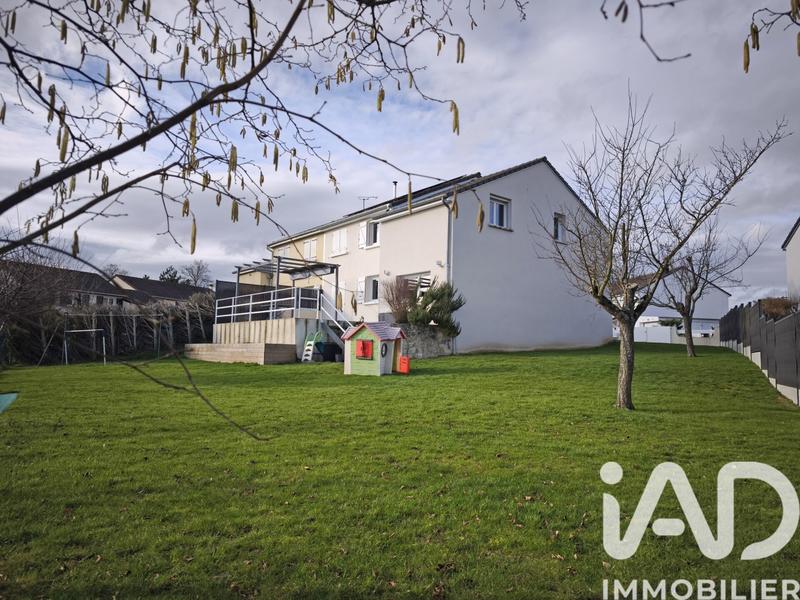 Maison - 139 m² - 6 pièces