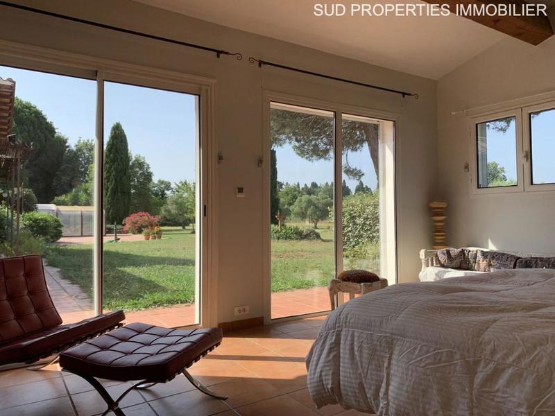 Propriété - 214 m² - 8 pièces