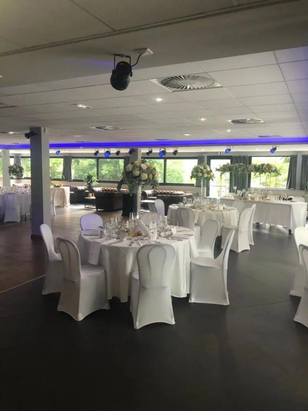 Appartement - 900 m² - 9 pièces