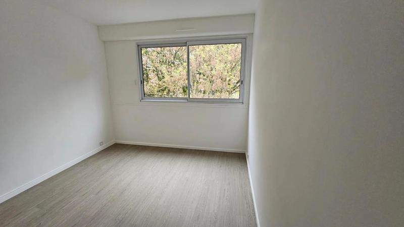 Appartement - 92 m² - 5 pièces