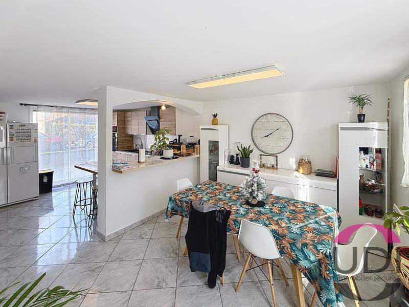 Pavillon - 122 m² - 5 pièces