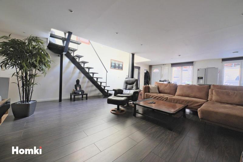 Loft - 121 m² - 4 pièces