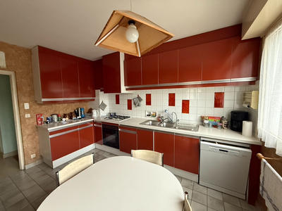 Maison - 185 m² - 6 pièces