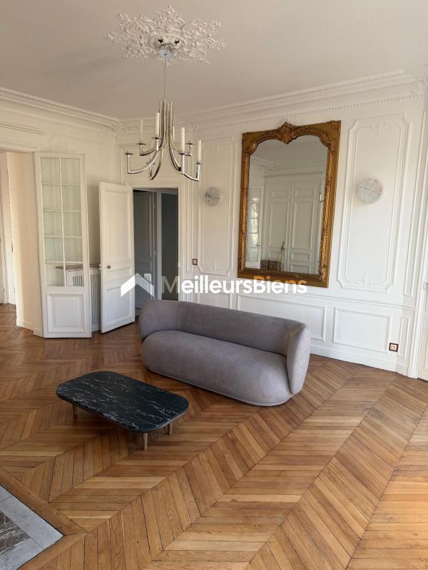 Appartement - 127 m² - 5 pièces