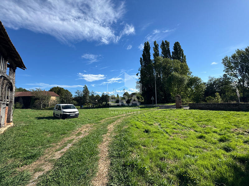 Maison - 230 m² - 8 pièces