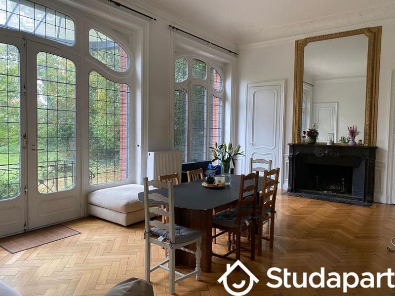 Chambre - 15 m² - 1 pièce