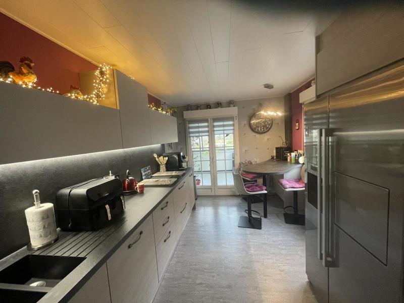 Maison - 95 m² - 4 pièces