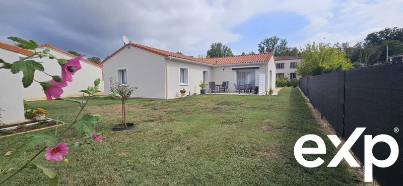 Maison - 121 m² - 5 pièces