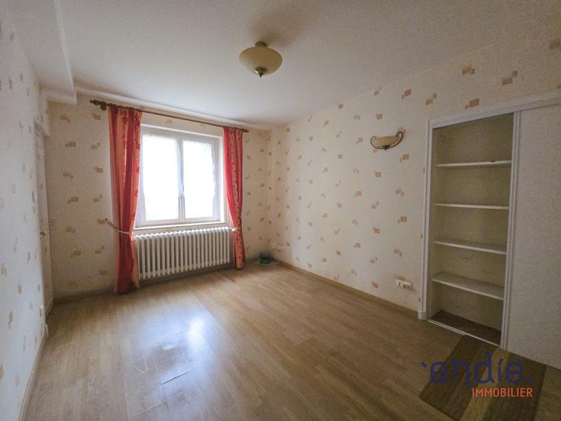 Maison - 173 m² - 11 pièces