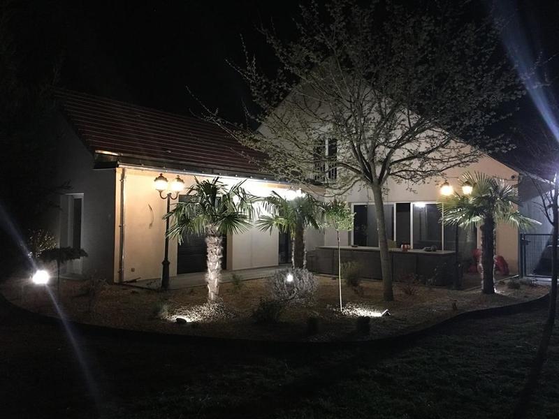 Demeure - 271 m² - 5 pièces