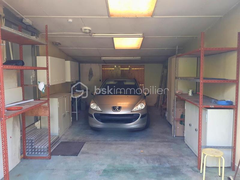 Maison jumelée - 115 m² - 4 pièces