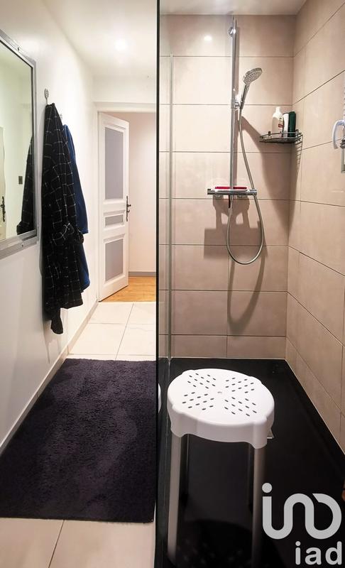 Appartement - 82 m² - 3 pièces