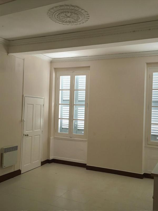 Immeuble - 225 m² - 18 pièces