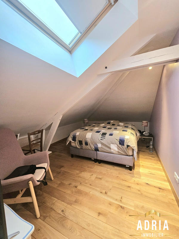 Maison - 102 m² - 6 pièces