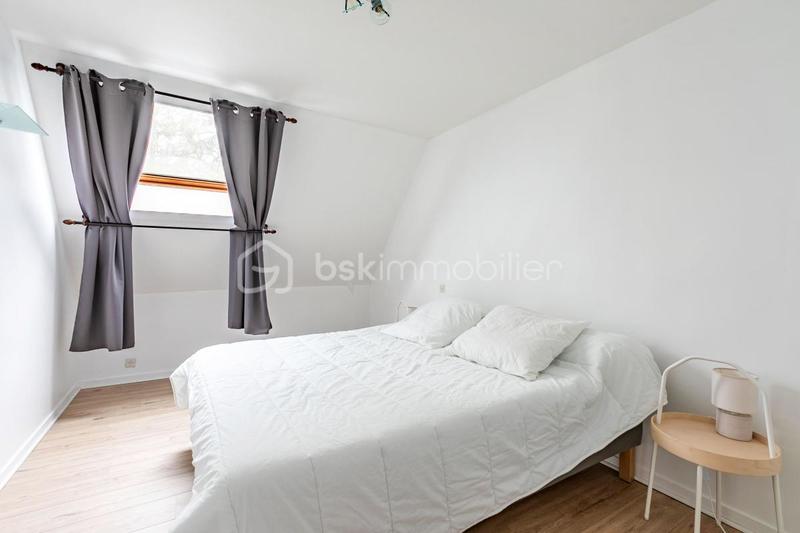 Propriété - 453 m² - 9 pièces