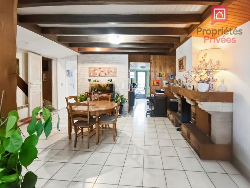Maison - 143 m² - 6 pièces