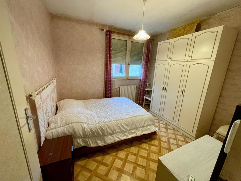 Maison - 140 m² - 8 pièces