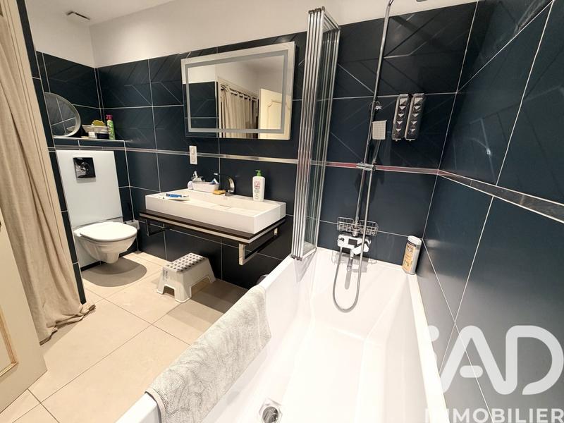 Appartement - 130 m² - 5 pièces