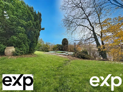 Maison - 302 m² - 12 pièces