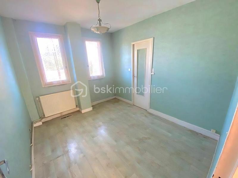 Maison - 95 m² - 5 pièces