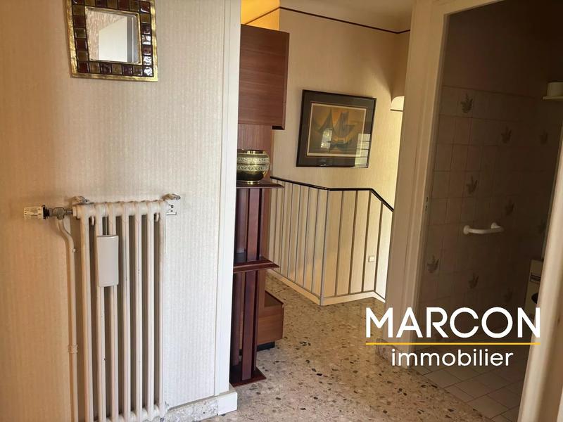 Maison - 158 m² - 6 pièces