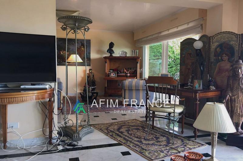 Appartement - 97 m² - 3 pièces