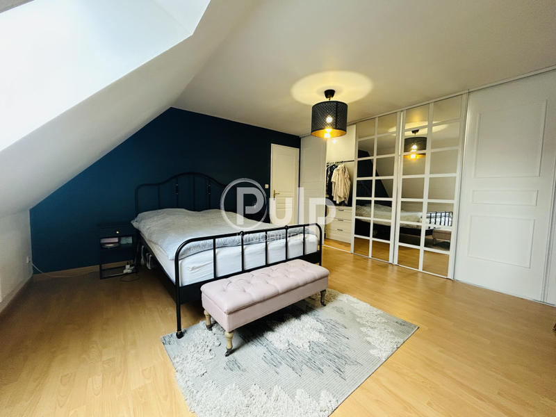 Pavillon - 155 m² - 8 pièces