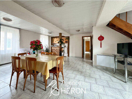 Maison - 160 m² - 5 pièces