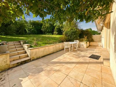 Maison - 203 m² - 4 pièces