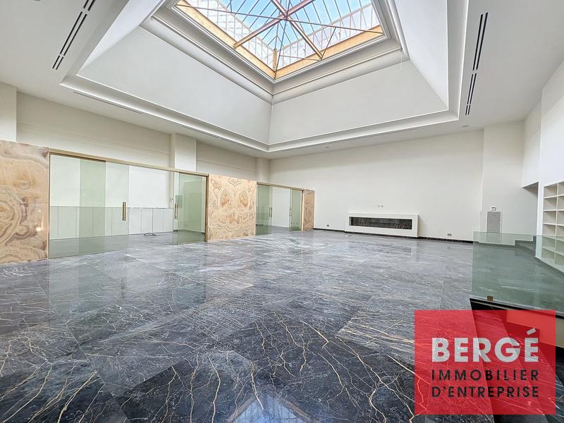 Local commercial - 560 m²